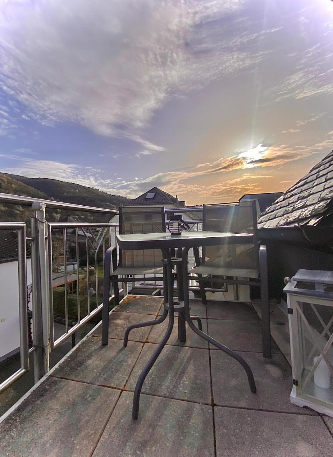 Ferienwohnung Sonnen - Terrasse Bernkastel-Kues Zewnętrze zdjęcie